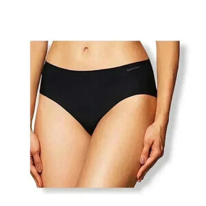 Calvin Klein Women's Invisibles Hipster Panty